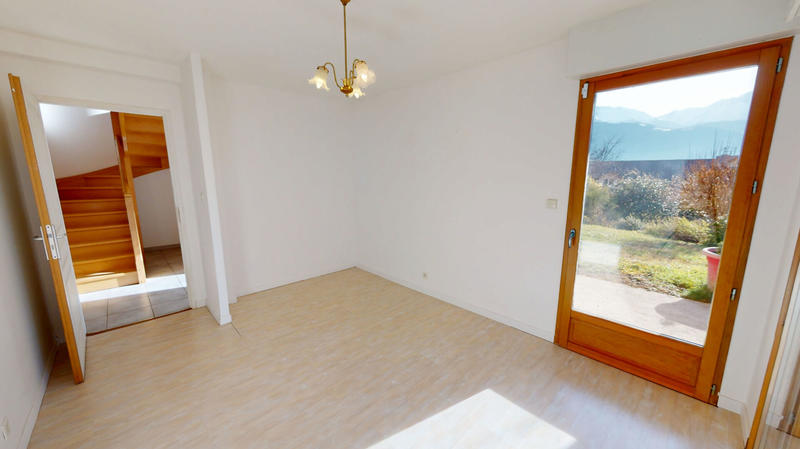 Maison - 150 m² - 4 pièces