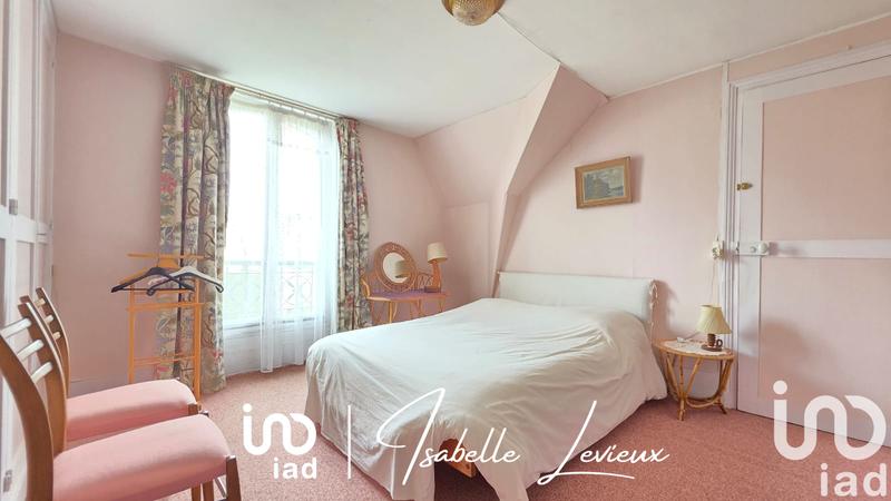 Maison - 165 m² - 11 pièces