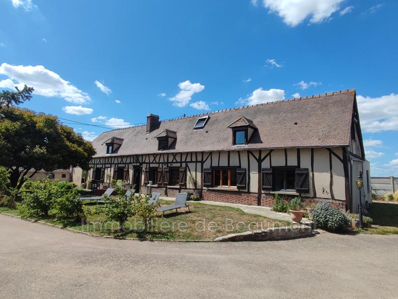 Maison - 218 m² - 8 pièces