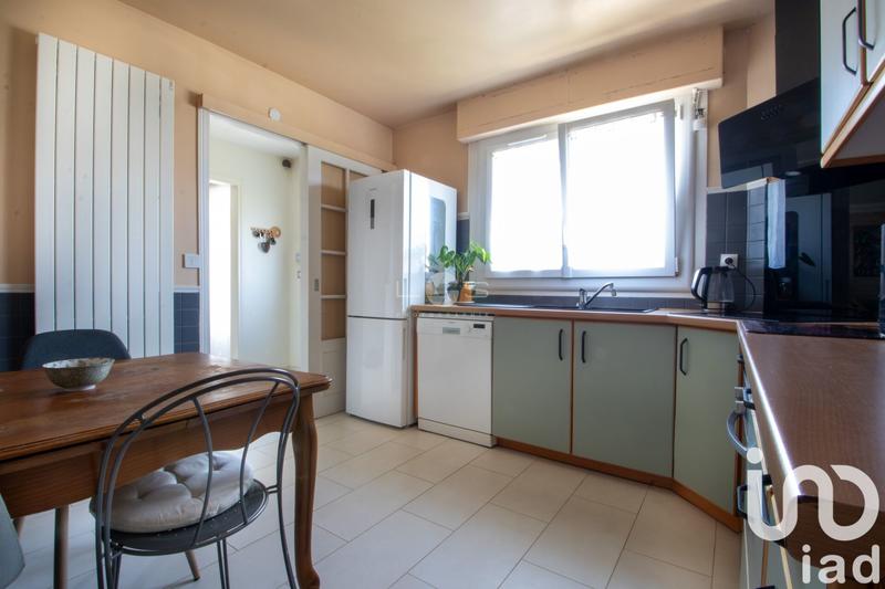 Maison - 199 m² - 8 pièces