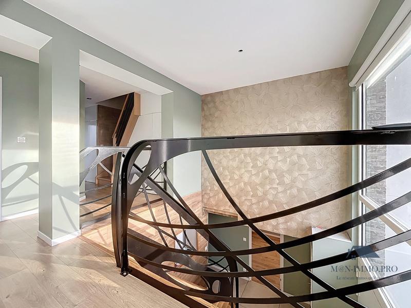 Maison contemporaine - 152 m² - 7 pièces