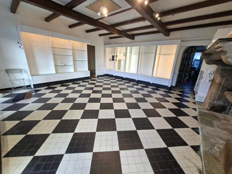 Maison - 185 m² - 6 pièces