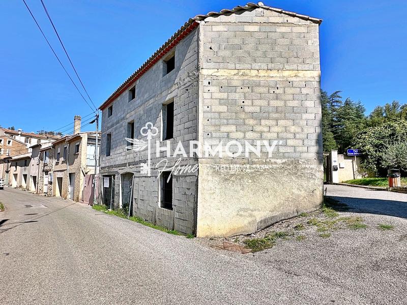 Maison - 140 m² - 3 pièces