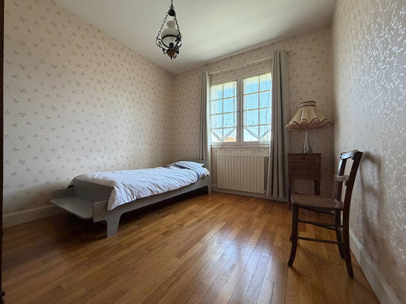 Maison - 137 m² - 6 pièces