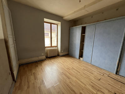 Maison - 140 m² - 7 pièces