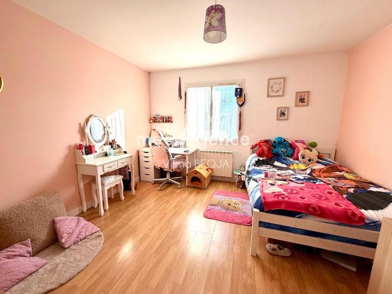 Pavillon - 190 m² - 7 pièces