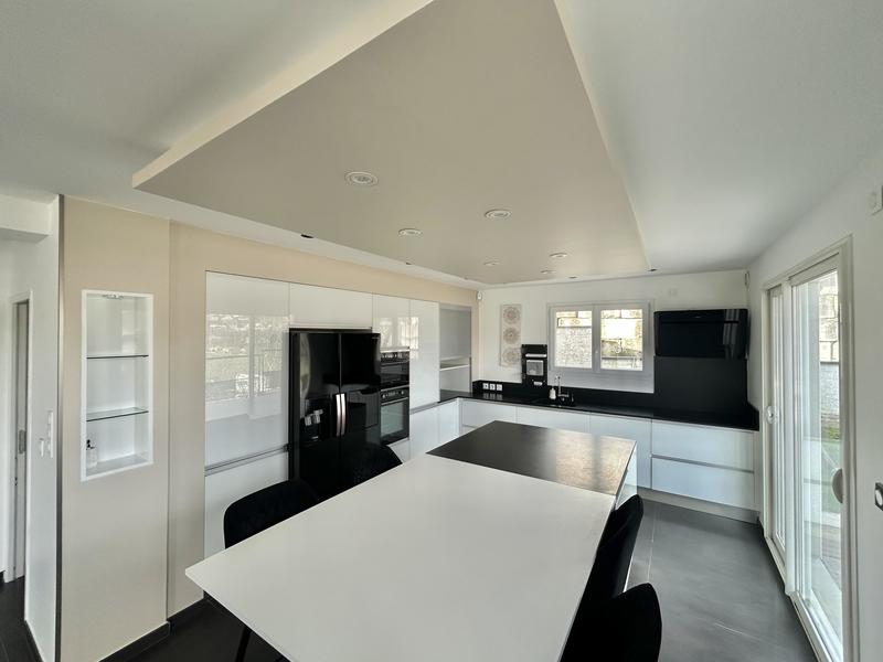 Maison - 153 m² - 6 pièces