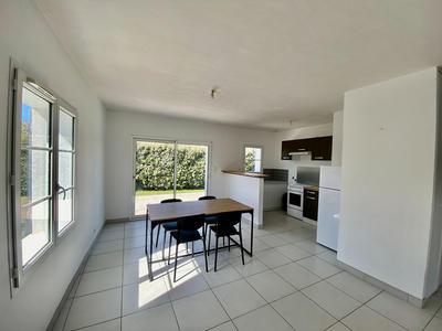 Maison - 74 m² - 3 pièces