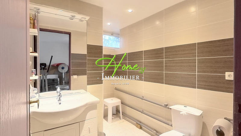 Maison - 171 m² - 6 pièces