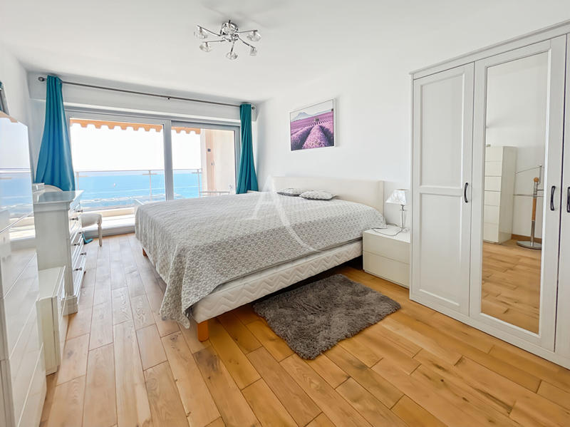 Appartement - 207 m² - 6 pièces