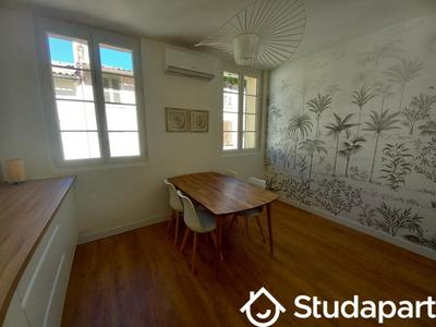 Chambre - 12 m² - 1 pièce