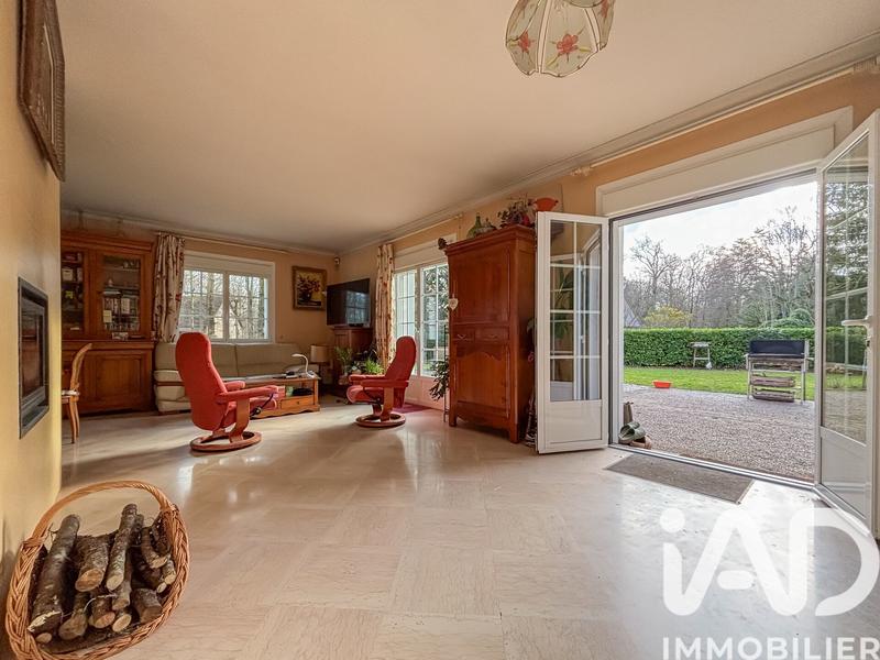 Maison - 239 m² - 8 pièces