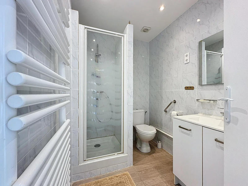 Maison - 186 m² - 7 pièces