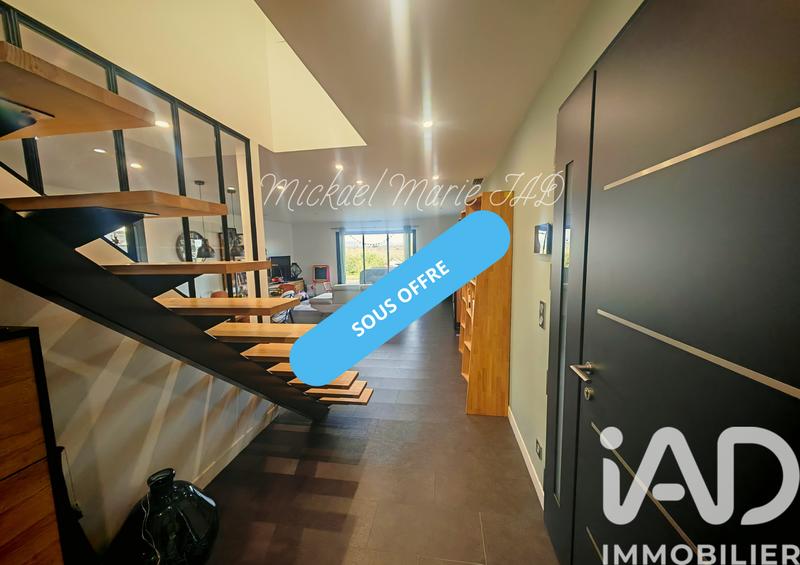 Maison - 137 m² - 5 pièces