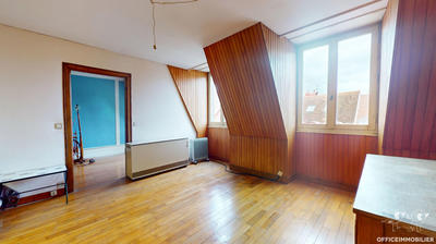 Appartement - 93 m² - 4 pièces