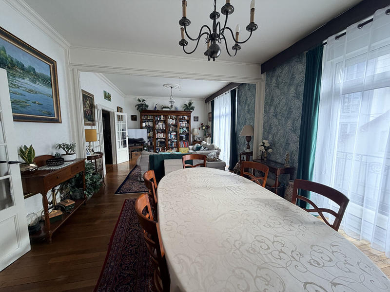 Appartement - 193 m² - 6 pièces