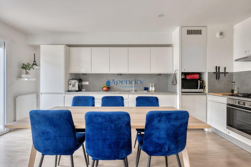 Maison - 86 m² - 5 pièces