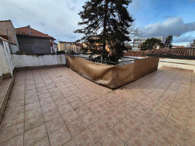 Appartement ancien - 73 m² - 3 pièces