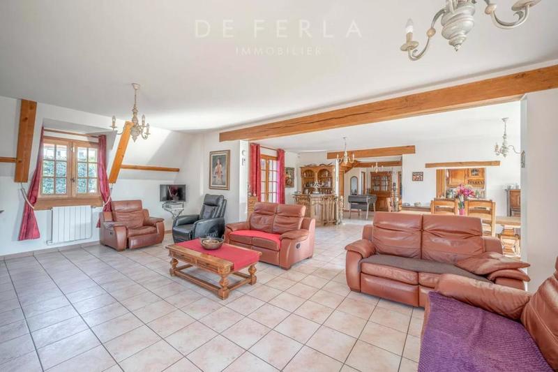 Villa - 357 m² - 7 pièces
