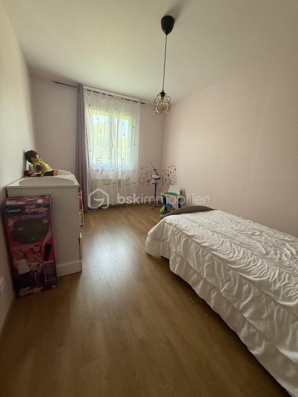 Maison - 140 m² - 8 pièces