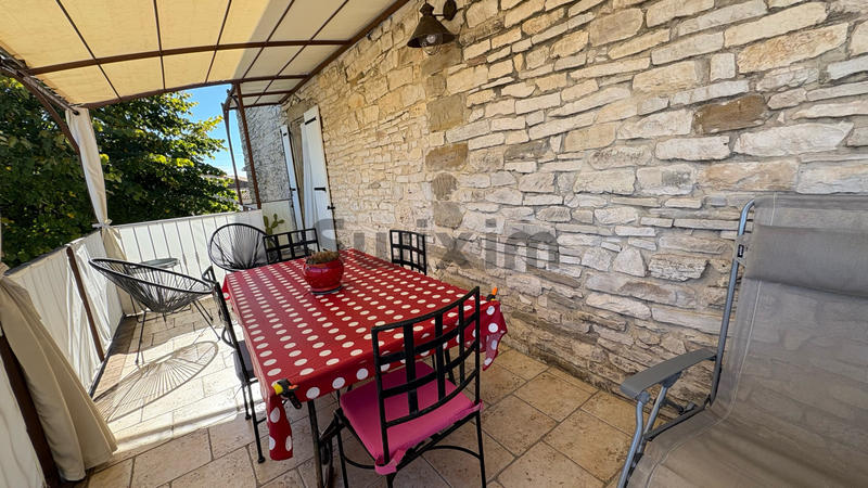 Mas - 220 m² - 8 pièces