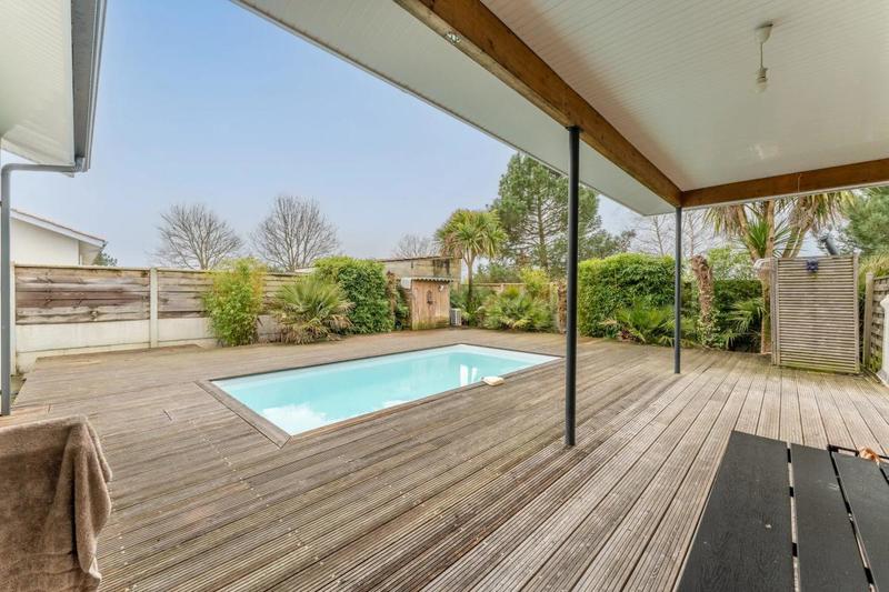 Maison - 151 m² - 5 pièces