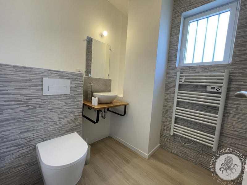 Maison - 93 m² - 4 pièces