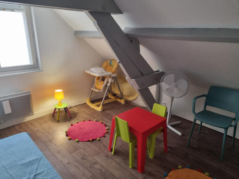Maison - 90 m² - 5 pièces