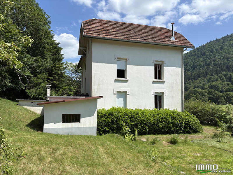 Maison - 142 m² - 7 pièces