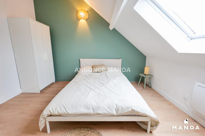 Chambre - 11 m² - 5 pièces