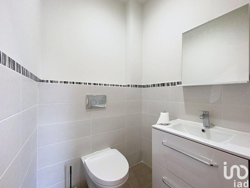 Local commercial - 183 m²