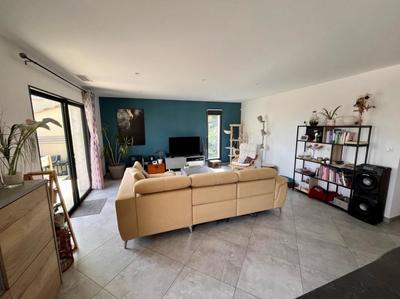 Villa - 137 m² - 5 pièces