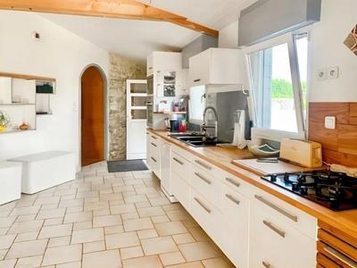 Maison - 123 m² - 5 pièces