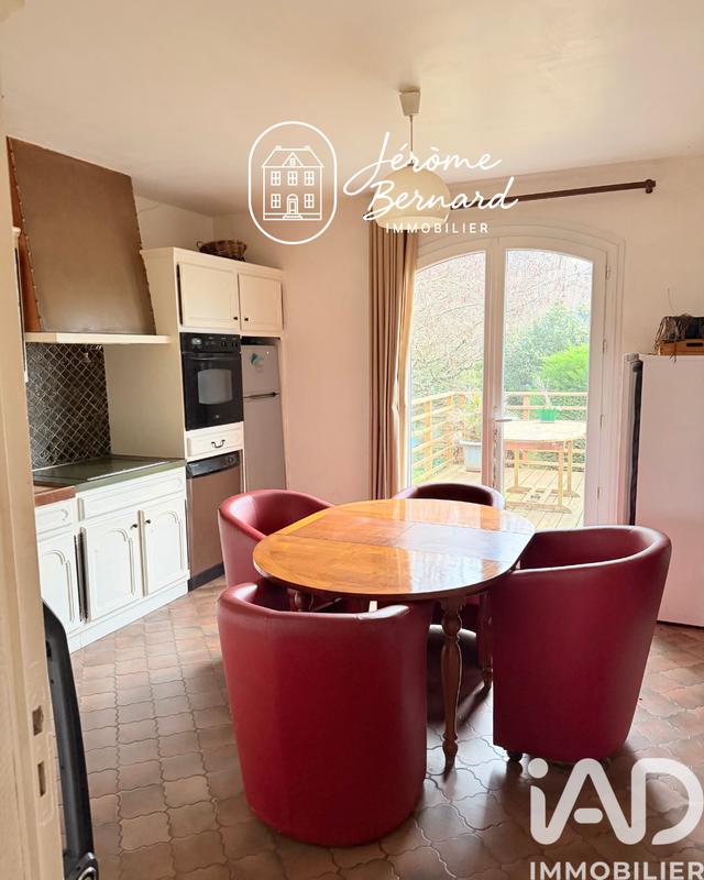 Maison - 161 m² - 6 pièces