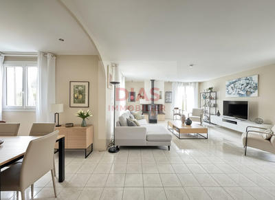 Maison - 175 m² - 1 pièce