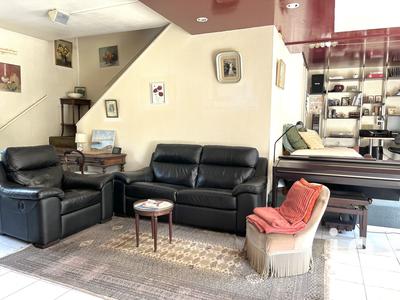 Maison - 107 m² - 5 pièces