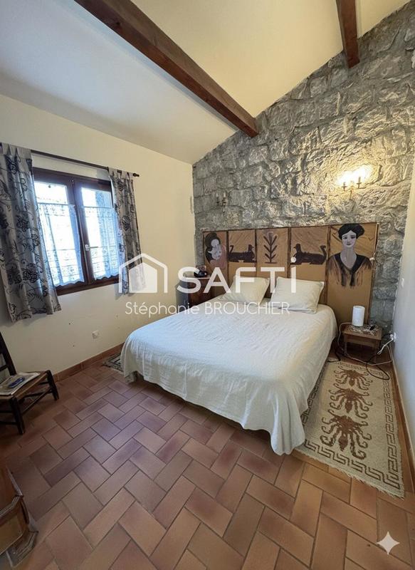 Maison - 150 m² - 7 pièces