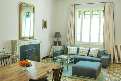 Bastide - 350 m² - 12 pièces