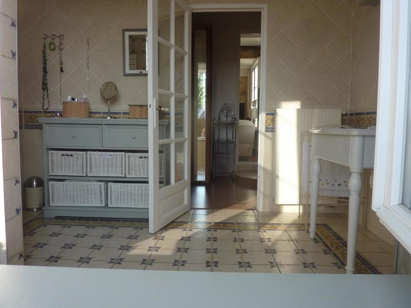 Villa - 235 m² - 9 pièces