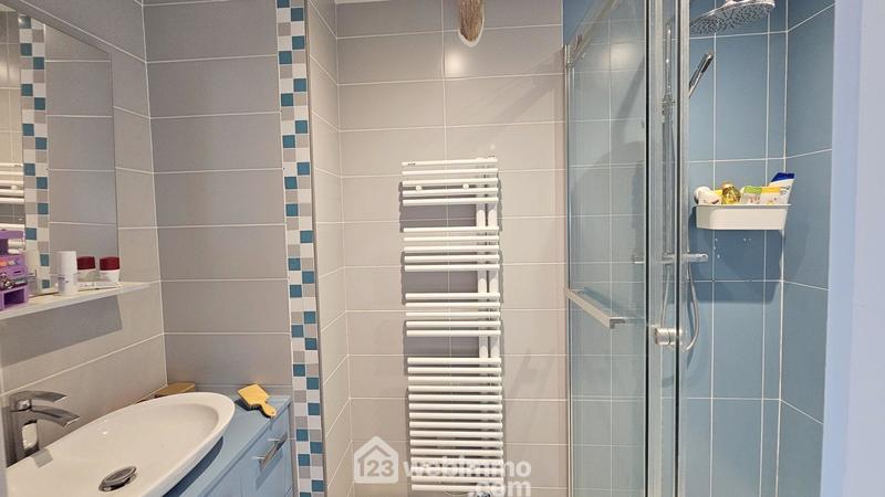 Maison - 199 m² - 6 pièces