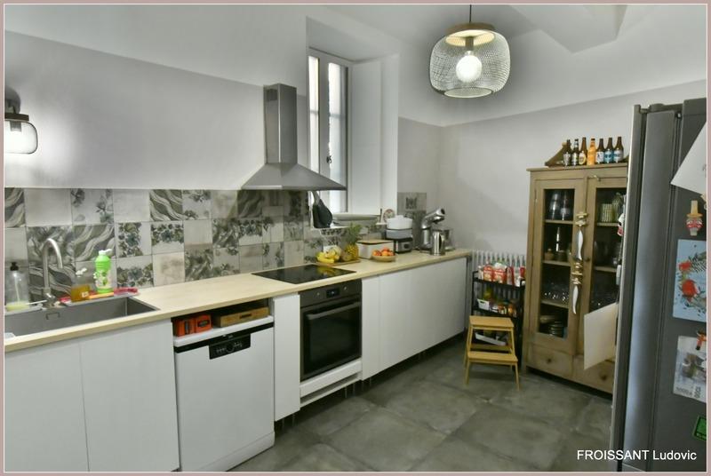 Appartement - 163 m² - 7 pièces