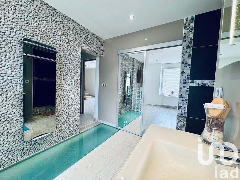 Maison de village - 304 m² - 7 pièces