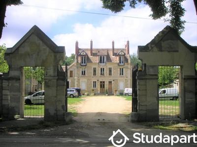 Chambre - 12 m² - 1 pièce