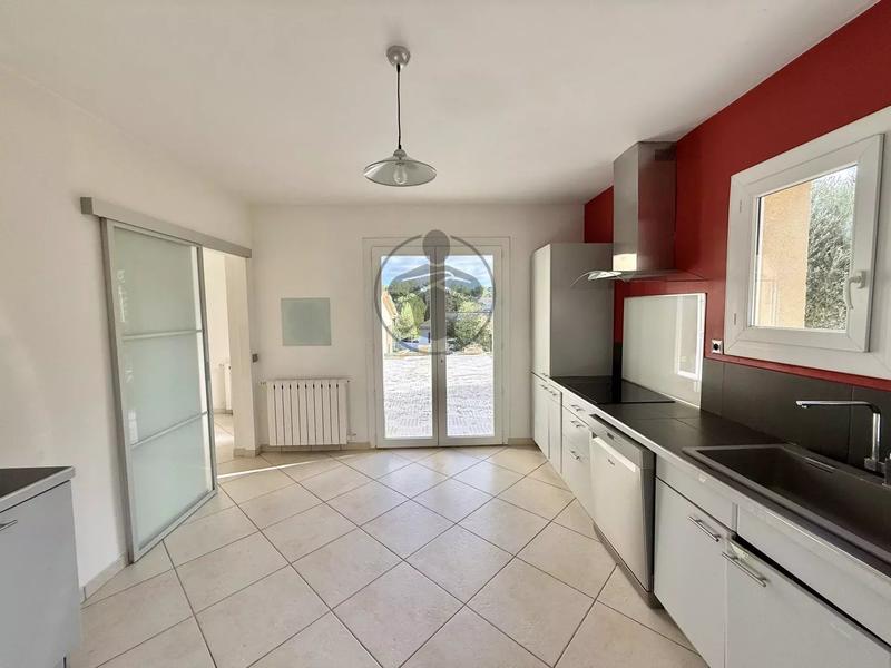 Maison - 173 m² - 7 pièces