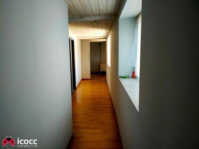 Appartement - 85 m² - 6 pièces