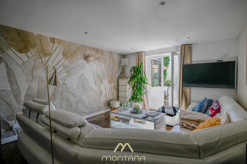 Bastide - 1 000 m² - 17 pièces