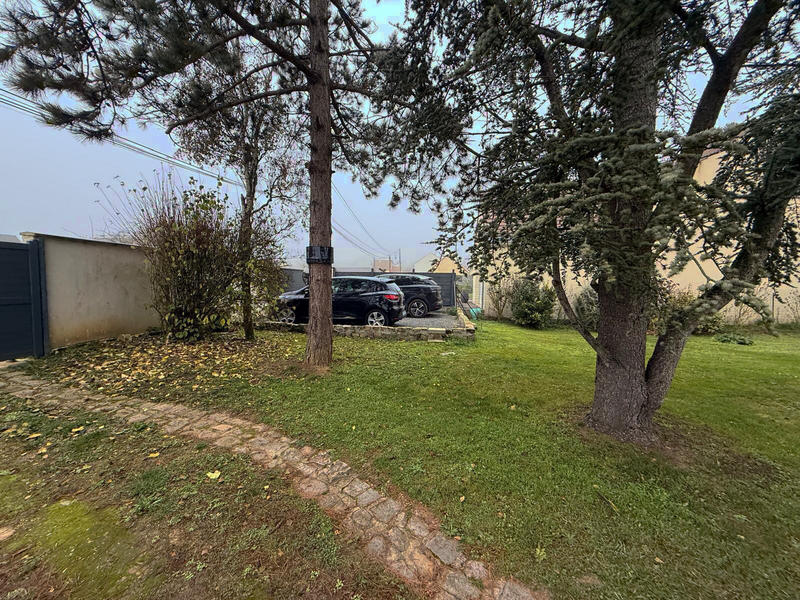 Maison - 110 m² - 4 pièces