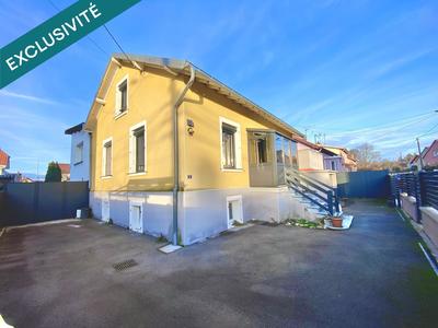 Maison - 96 m² - 5 pièces