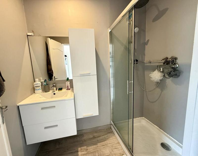 Appartement - 65 m² - 2 pièces