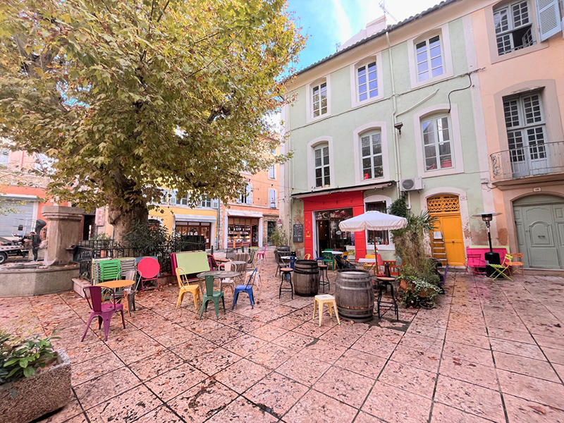 Local commercial - 80 m² - 3 pièces